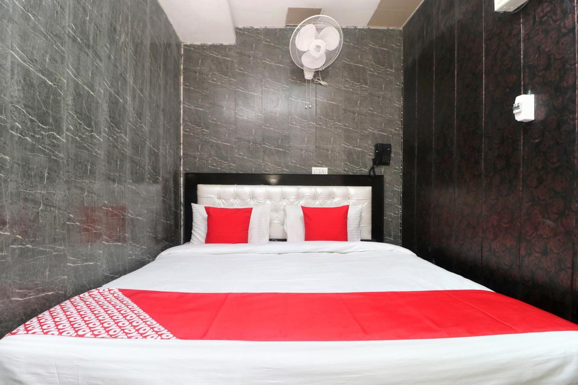 Oyo Hotel Aryan Plaza Chandīgarh Exterior foto